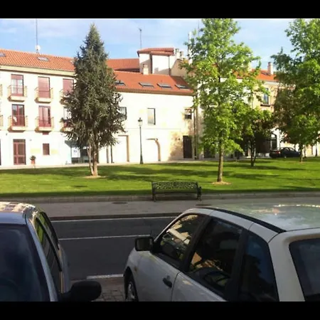 Ideal Familias Vut Apartament *